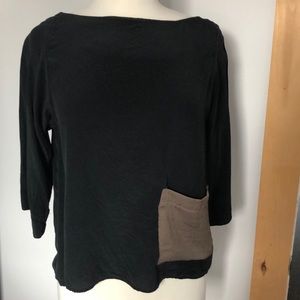 Top with pocket detail